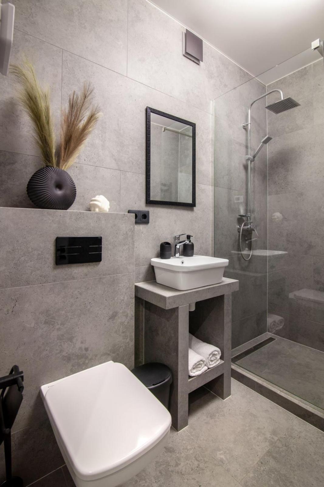 Romari Дорошенка 13 Apartment Lviv Exterior photo