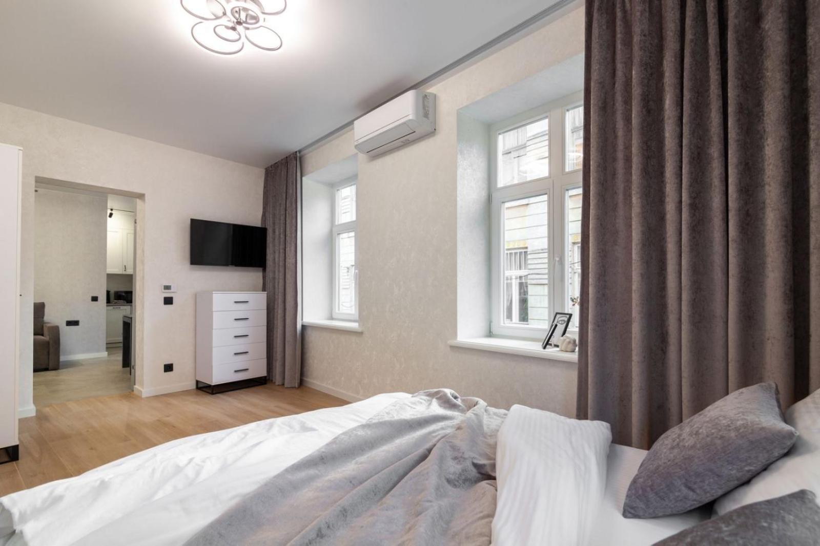 Romari Дорошенка 13 Apartment Lviv Exterior photo